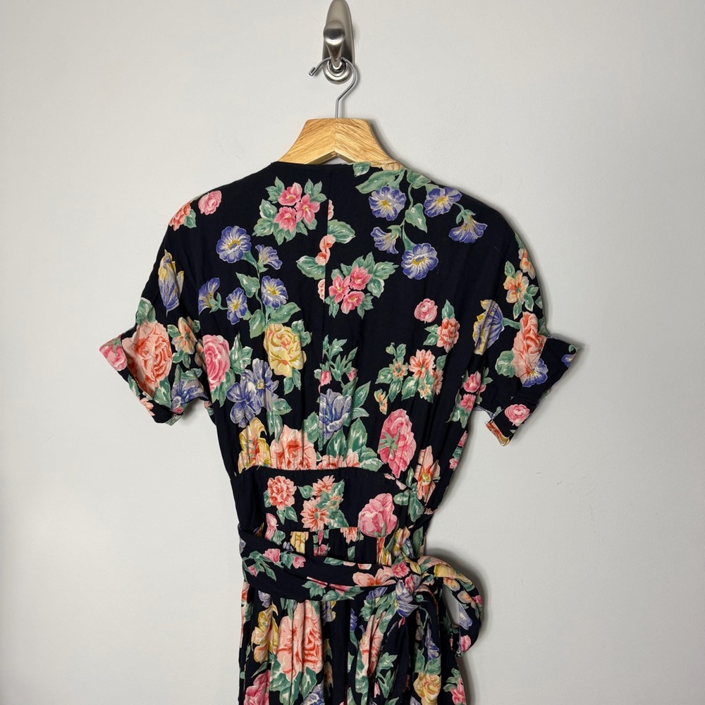 Vintage Floral Black Short Sleeve Wrap Dress Size 12 Tall - Picture 8 of 9